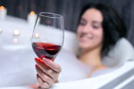 Women and wine bath